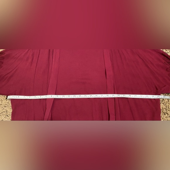 Beautiful Alison Grace Kimono with fringe and embroidered pattern XL - Picture 9 of 14